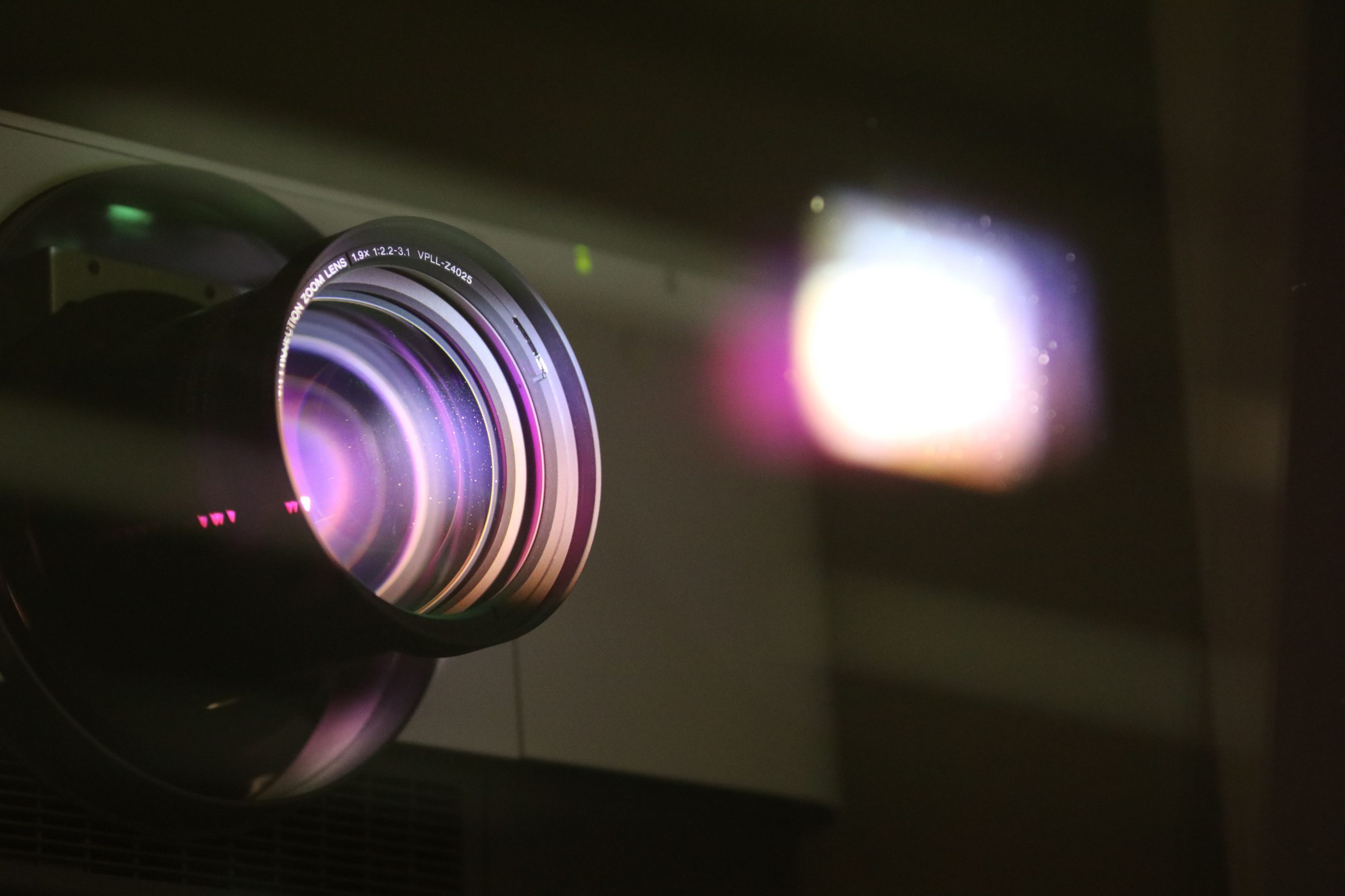 vidéoprojecteur ou écran led
